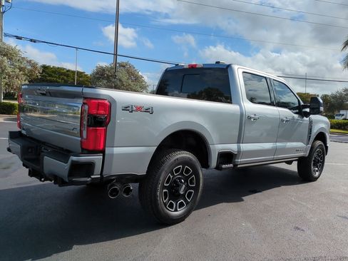 Used 2024 Ford F250 Platinum image 4