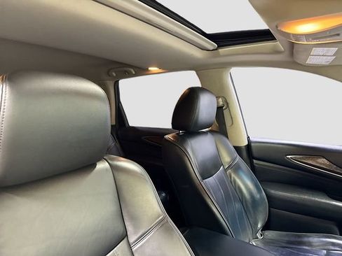 Used 2015 INFINITI QX60 AWD w/ Premium Plus Package image 30