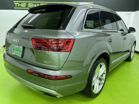 Used 2017 Audi Q7 3.0T Prestige AWD/4WD image 9