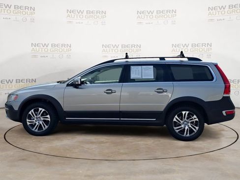 Used 2015 Volvo XC70 3.2 Platinum AWD/4WD image 2