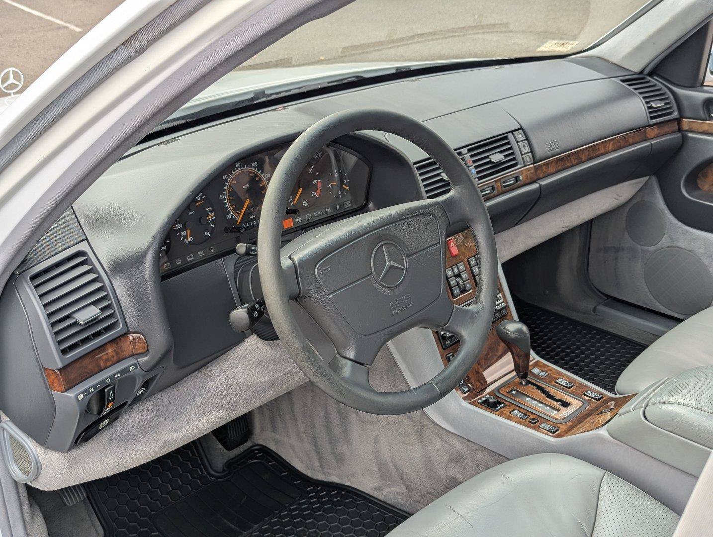 Used 1992 Mercedes-Benz 600 SEL image 12