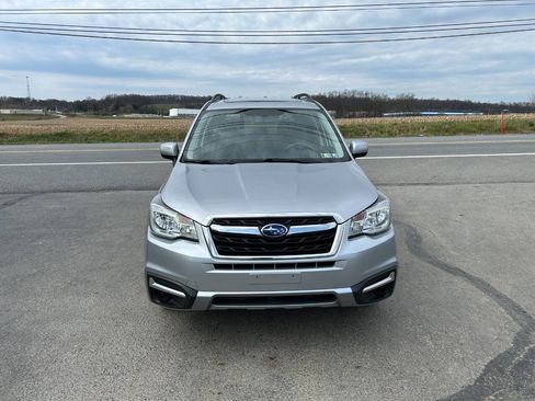 Used 2017 Subaru Forester 2.5i Premium w/ All-Weather Package image 4
