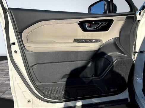 Certified 2025 Subaru Forester Limited AWD/4WD image 18