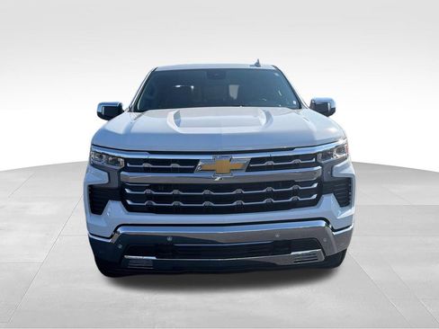 Used 2024 Chevrolet Silverado 1500 LTZ w/ LTZ Premium Package AWD/4WD image 8