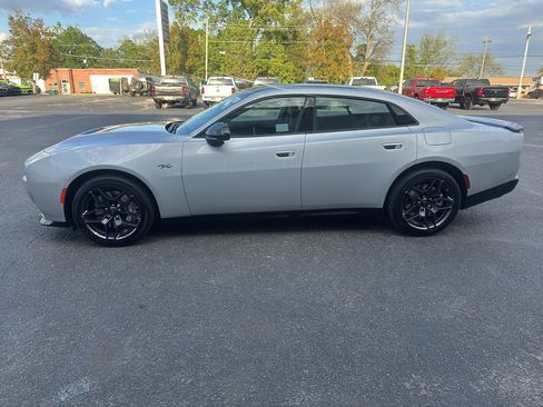 New 2026 Dodge Charger R/T AWD/4WD image 6