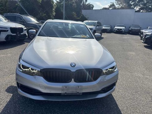 Used 2019 BMW 530i w/ Convenience Package RWD image 2