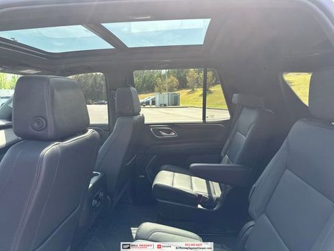 Used 2024 Chevrolet Tahoe Z71 w/ Luxury Package image 22