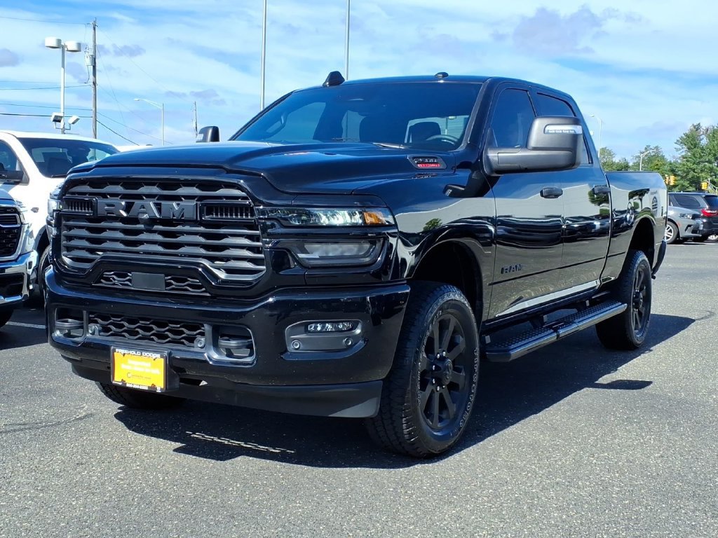 Certified 2025 RAM 2500 Big Horn AWD/4WD image 3