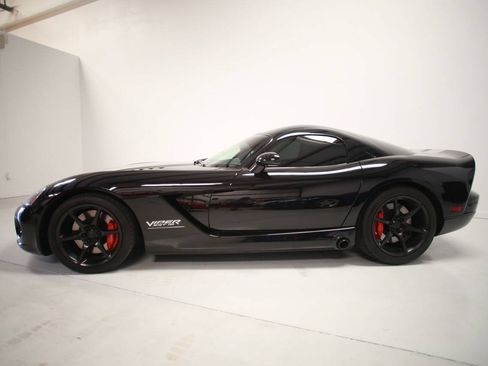 Used 2006 Dodge Viper SRT-10 RWD image 3