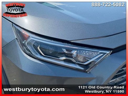 Used 2019 Toyota RAV4 Limited AWD/4WD image 12