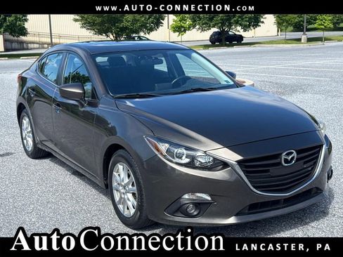 Used 2016 MAZDA MAZDA3 i Touring FWD image 1