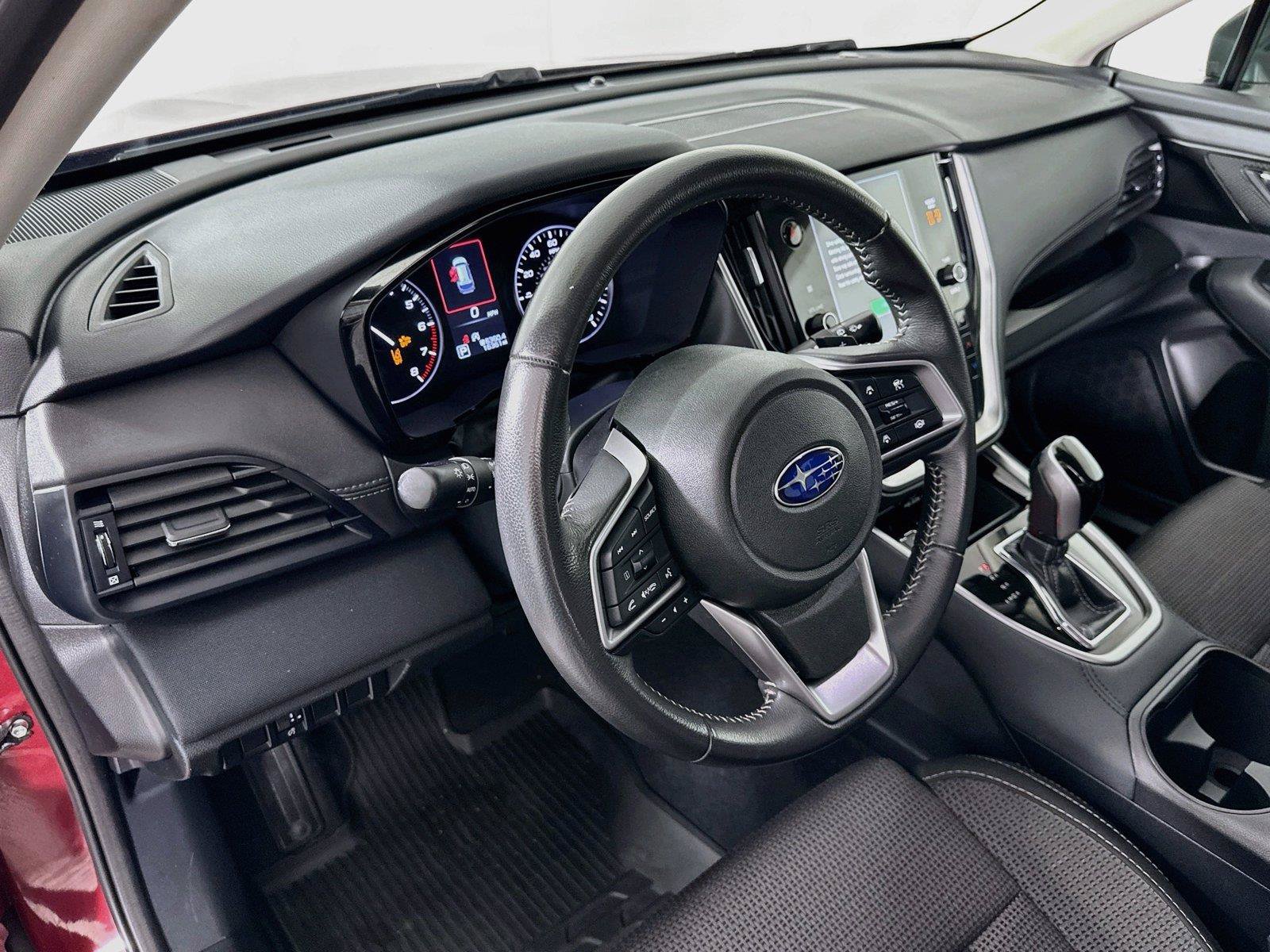 Used 2025 Subaru Outback Premium AWD/4WD image 23