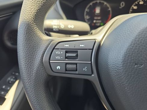 New 2027 Honda HR-V LX image 16