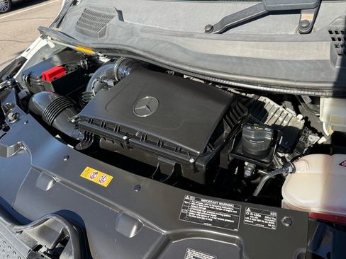 Used 2020 Mercedes-Benz Metris image 23