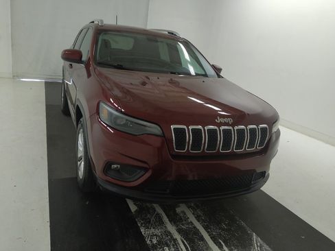 Used 2019 Jeep Cherokee Latitude w/ Cold Weather Group AWD/4WD image 14