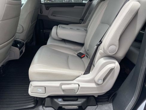 Used 2018 Honda Odyssey Elite image 14