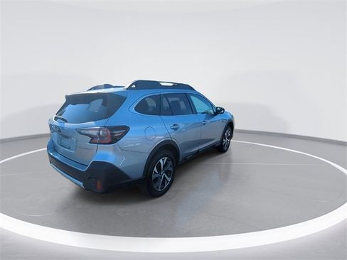 Used 2021 Subaru Outback Limited image 7