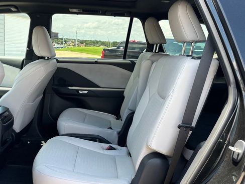Used 2025 Lexus TX 350 AWD w/ Technology Package image 8
