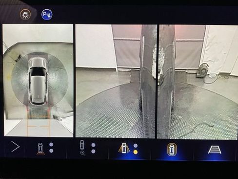 Certified 2025 Chevrolet Equinox ACTIV w/ Safety and Technology Package image 24