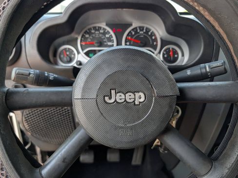 Used 2010 Jeep Wrangler Sport AWD/4WD image 19