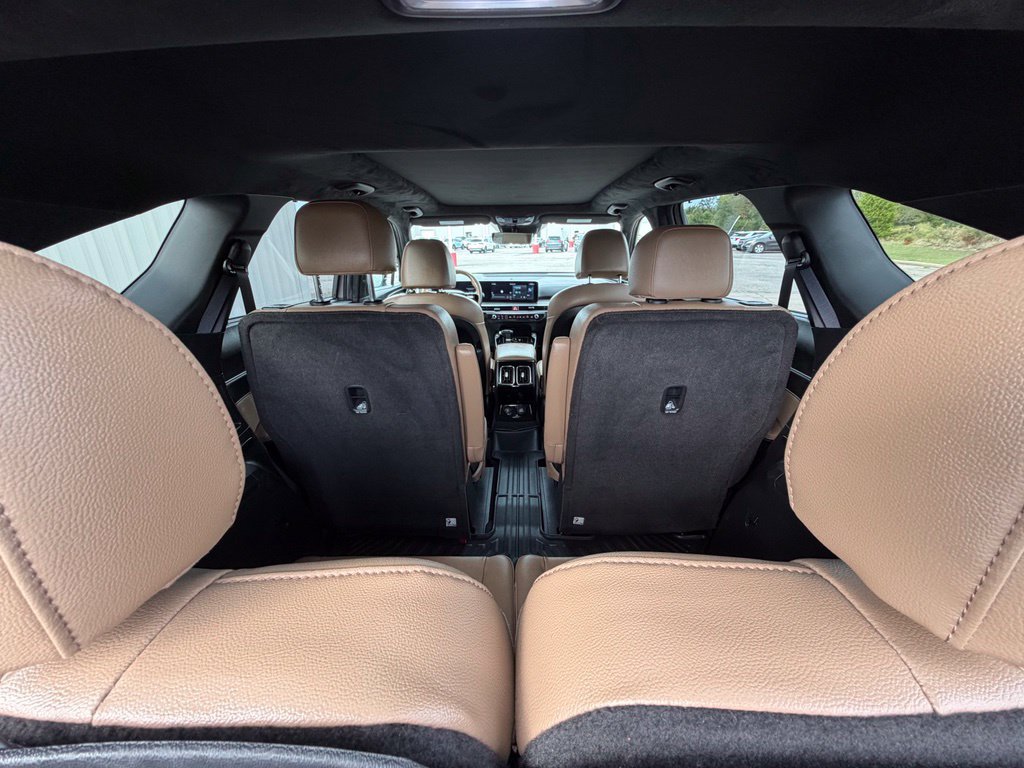 Used 2026 Kia Sorento SX Prestige w/ Olive Brown Leather Package AWD/4WD image 30