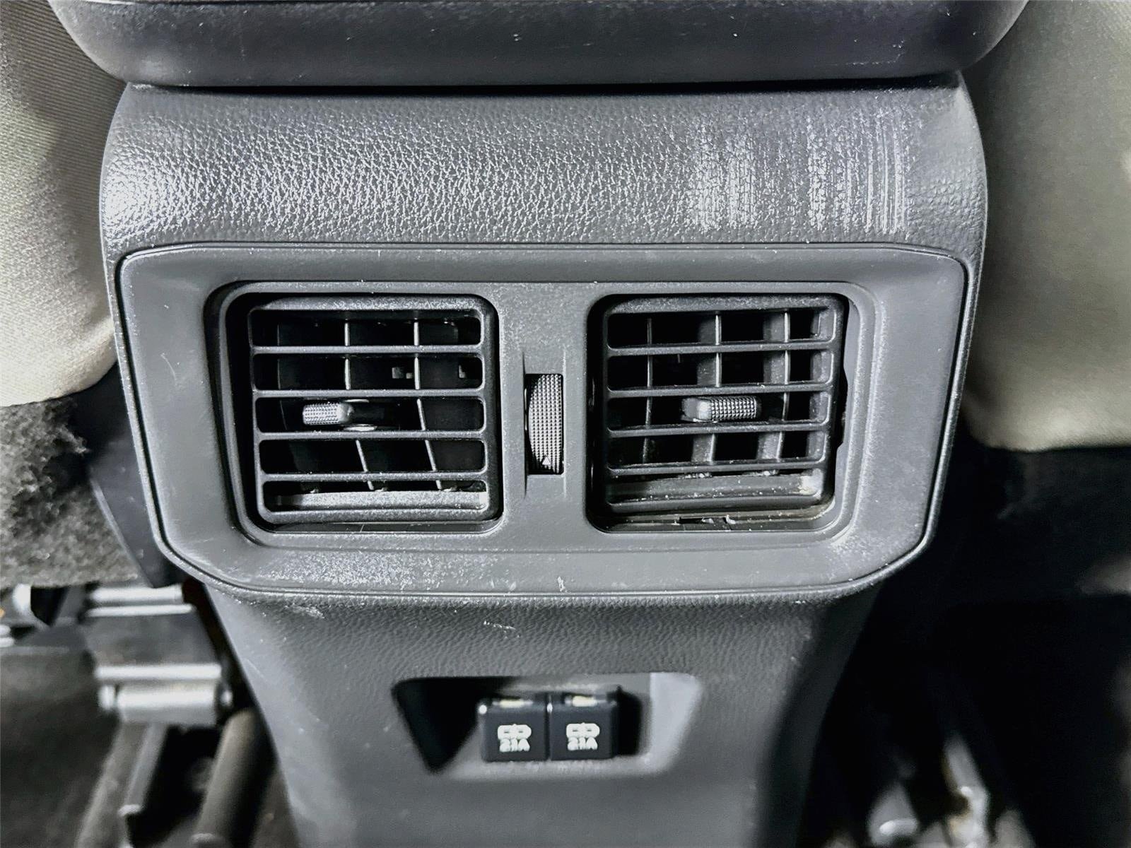 Used 2019 Toyota RAV4 XLE w/ Convenience Package FWD image 25
