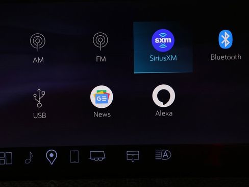 Used 2025 Cadillac Escalade V w/ LPO, ONYX Package image 31