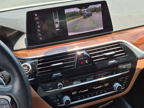 Used 2019 BMW 540i xDrive w/ Convenience Package AWD/4WD image 29