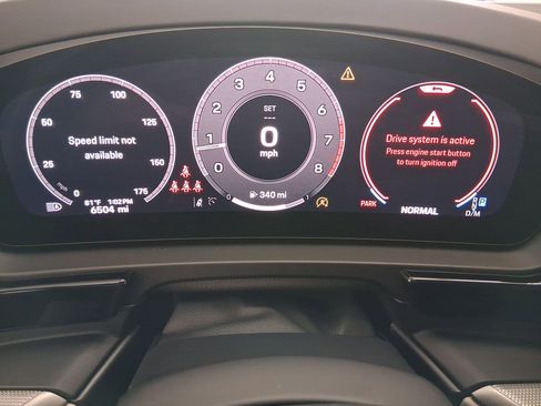 New 2025 Porsche Cayenne image 19