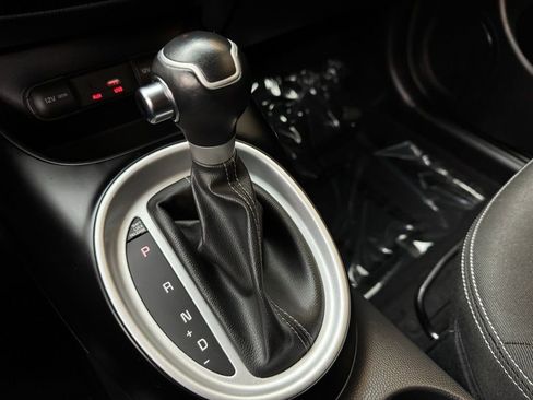 Used 2017 Kia Soul + w/ Designer's Package image 25