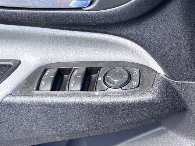 Used 2023 Chevrolet Equinox LS w/ LS Convenience Package FWD image 19