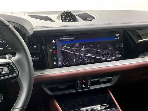 New 2026 Porsche Cayenne image 16