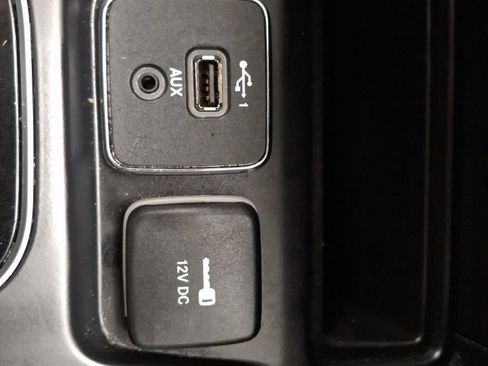 Used 2023 Jeep Cherokee Altitude Lux AWD/4WD image 26