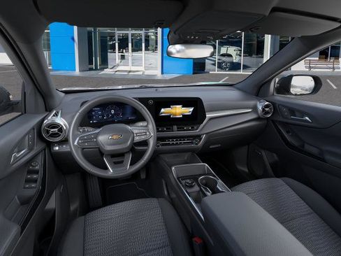 New 2026 Chevrolet Equinox LT w/ Midnight Edition FWD image 34