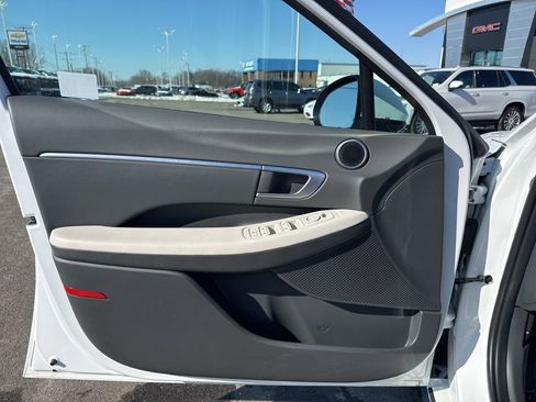 Used 2025 Hyundai Sonata SEL image 25
