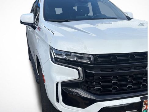 Used 2023 Chevrolet Tahoe Z71 w/ Luxury Package image 5