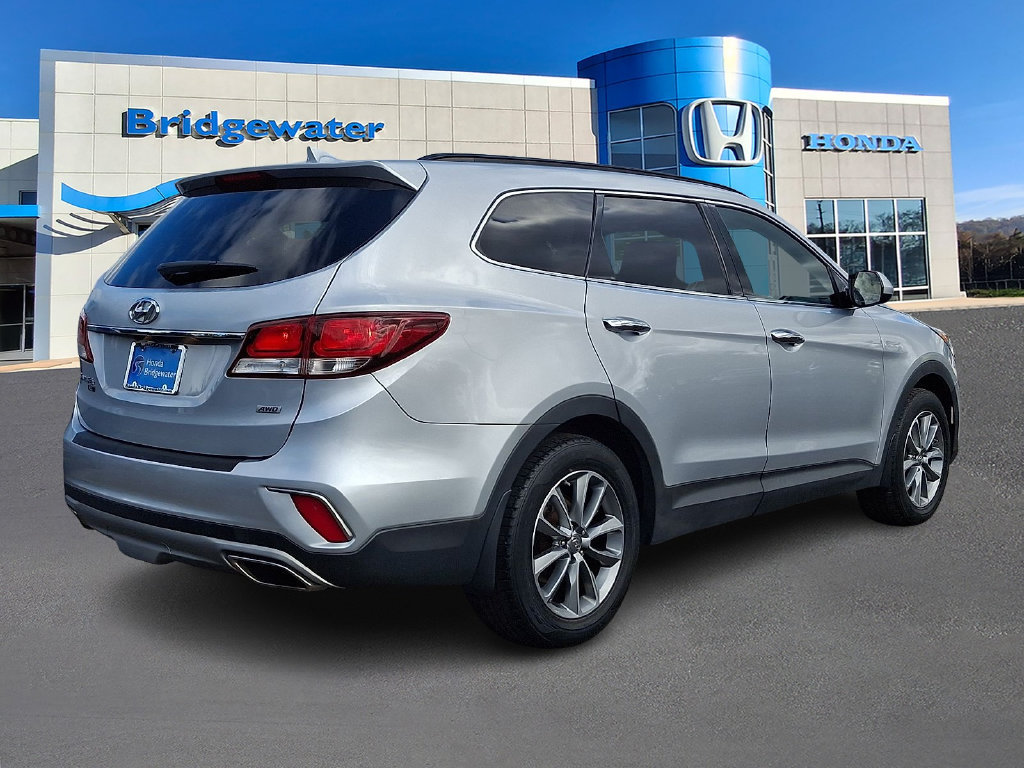 Used 2019 Hyundai Santa Fe XL SE AWD/4WD image 6