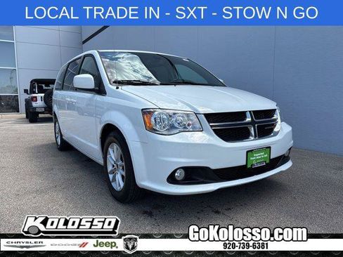 Certified 2020 Dodge Grand Caravan SXT FWD image 1