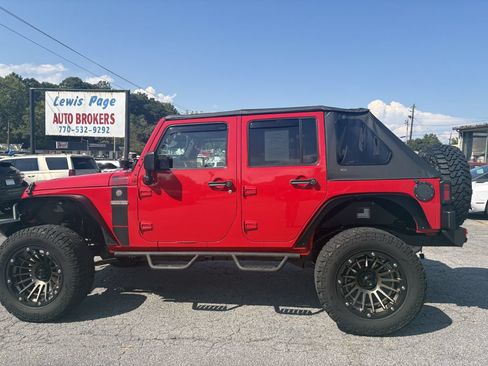 Used 2016 Jeep Wrangler Unlimited Sport AWD/4WD image 2
