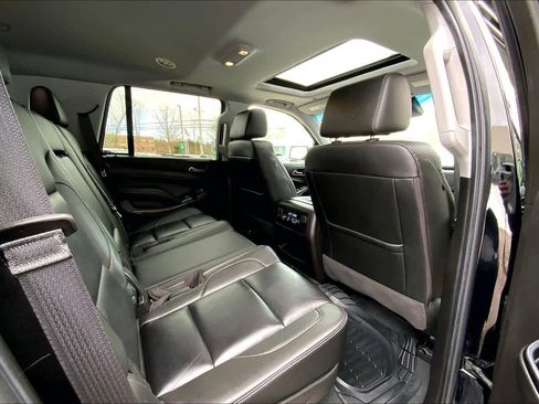 Used 2019 Chevrolet Tahoe LT w/ Luxury Package image 19