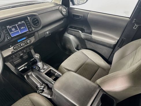 Certified 2022 Toyota Tacoma SR w/ SX Package RWD image 21