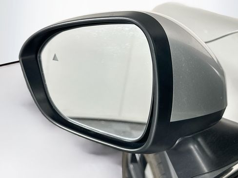 Used 2024 Mitsubishi Outlander SE AWD/4WD image 16