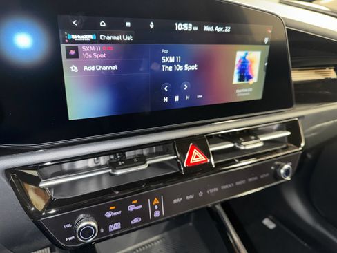 New 2026 Kia Niro Wind w/ Wind Preserve Package FWD image 17