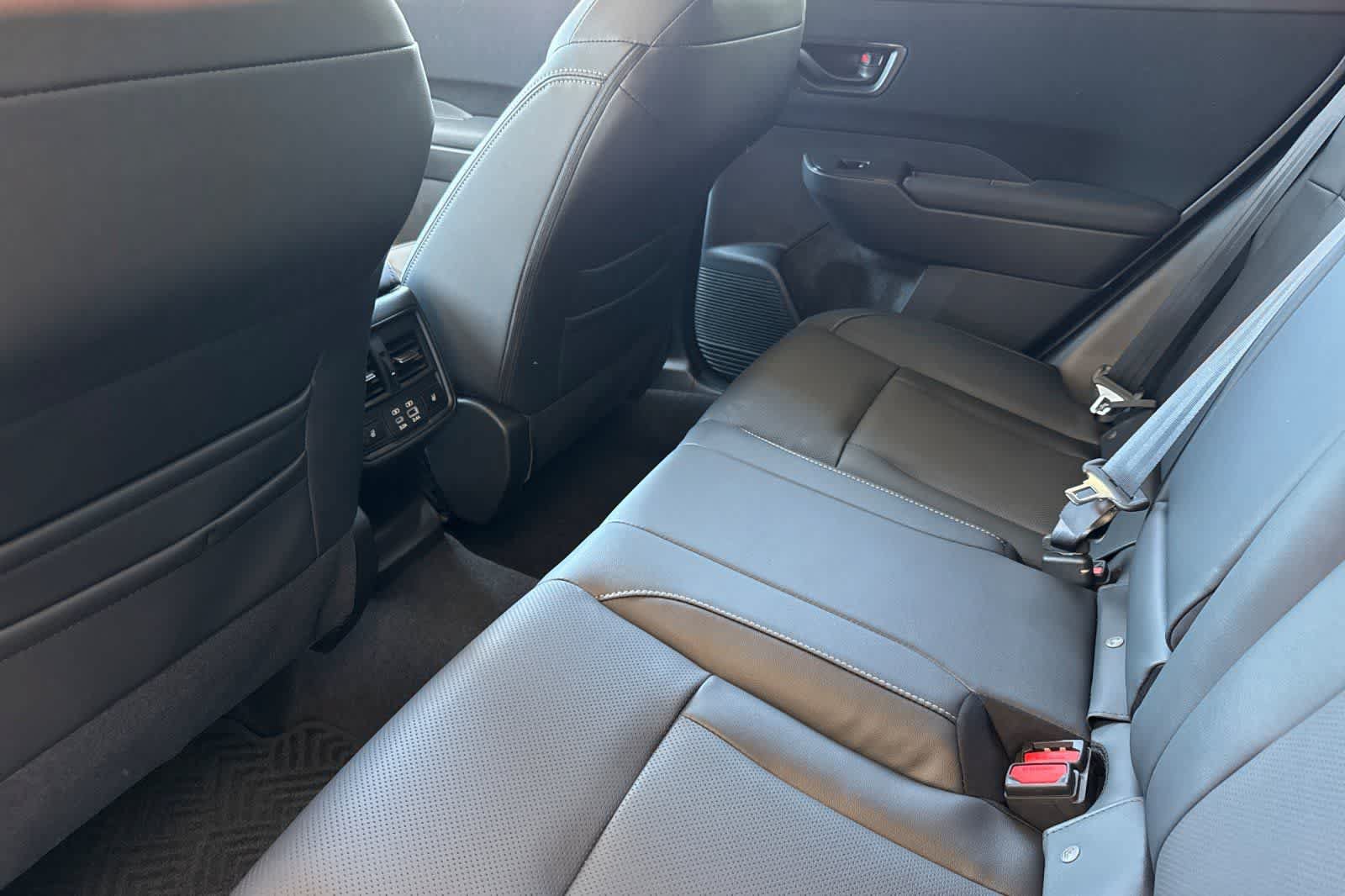 New 2026 Subaru Outback Limited AWD/4WD image 4