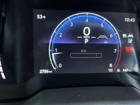 Used 2025 Toyota Corolla Cross XLE w/ Convenience Package image 15