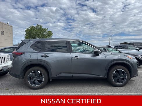 Certified 2024 Nissan Rogue SV AWD/4WD image 9