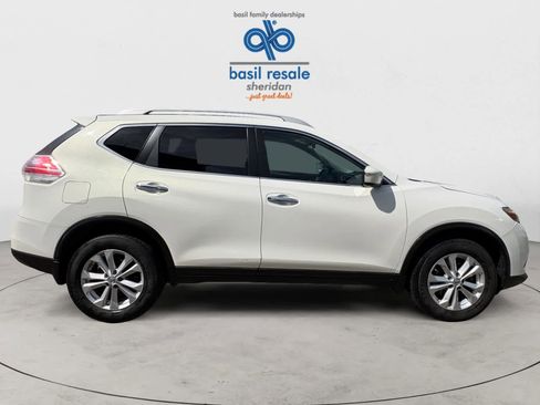 Used 2014 Nissan Rogue SV w/ SV Family Package AWD/4WD image 7