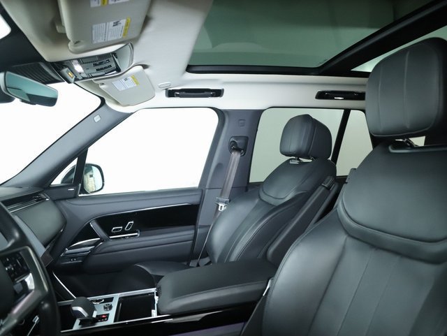 Certified 2023 Land Rover Range Rover SE AWD/4WD image 18