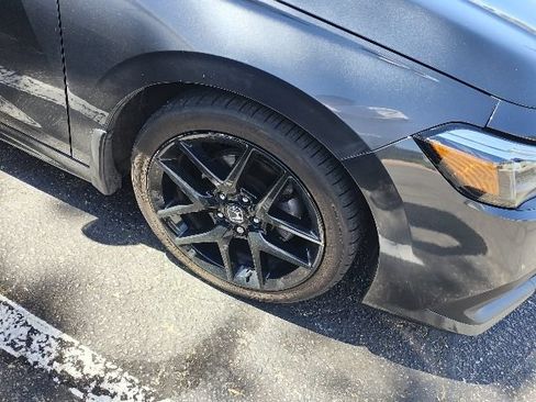 Used 2022 Honda Civic Sport image 17