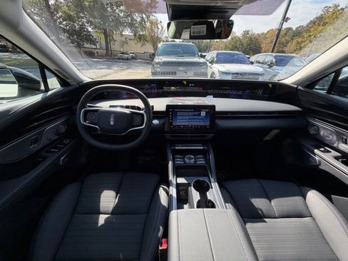 New 2026 Lincoln Nautilus Reserve image 10